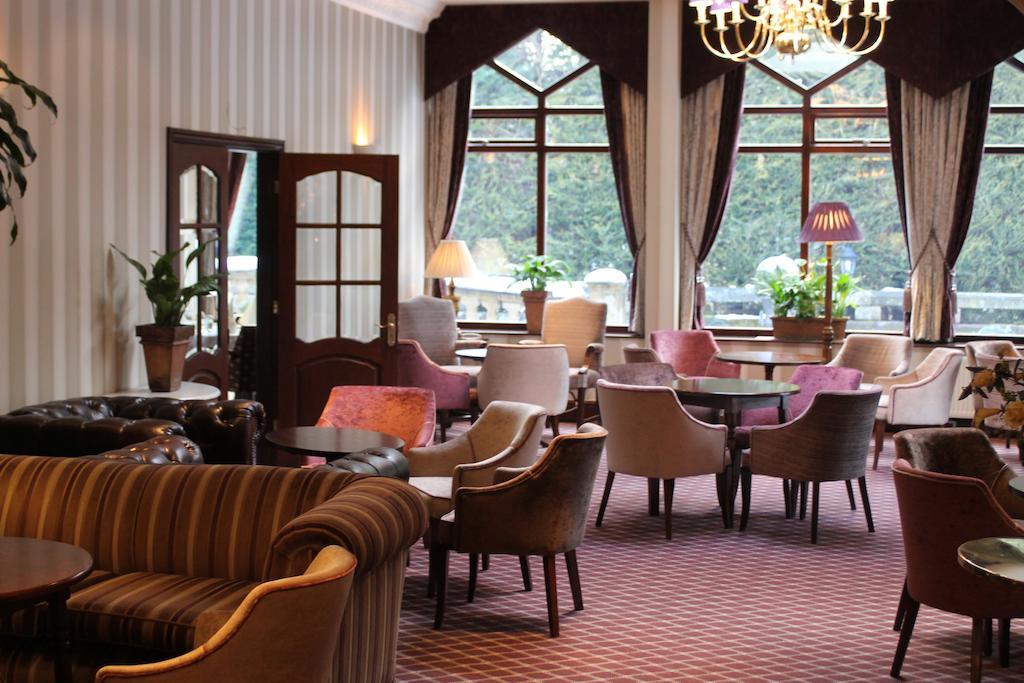Oakwood Hall Hotel ビングリー エクステリア 写真