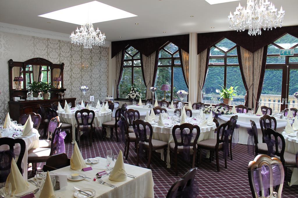 Oakwood Hall Hotel ビングリー エクステリア 写真