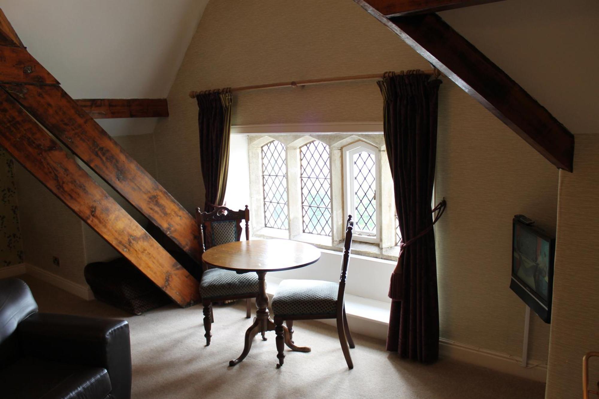 Oakwood Hall Hotel ビングリー エクステリア 写真
